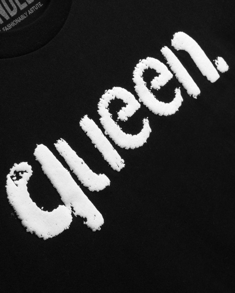 
                  
                    Load image into Gallery viewer, BLACK ONE WORD. T-SHIRT: QUEEN.
                  
                