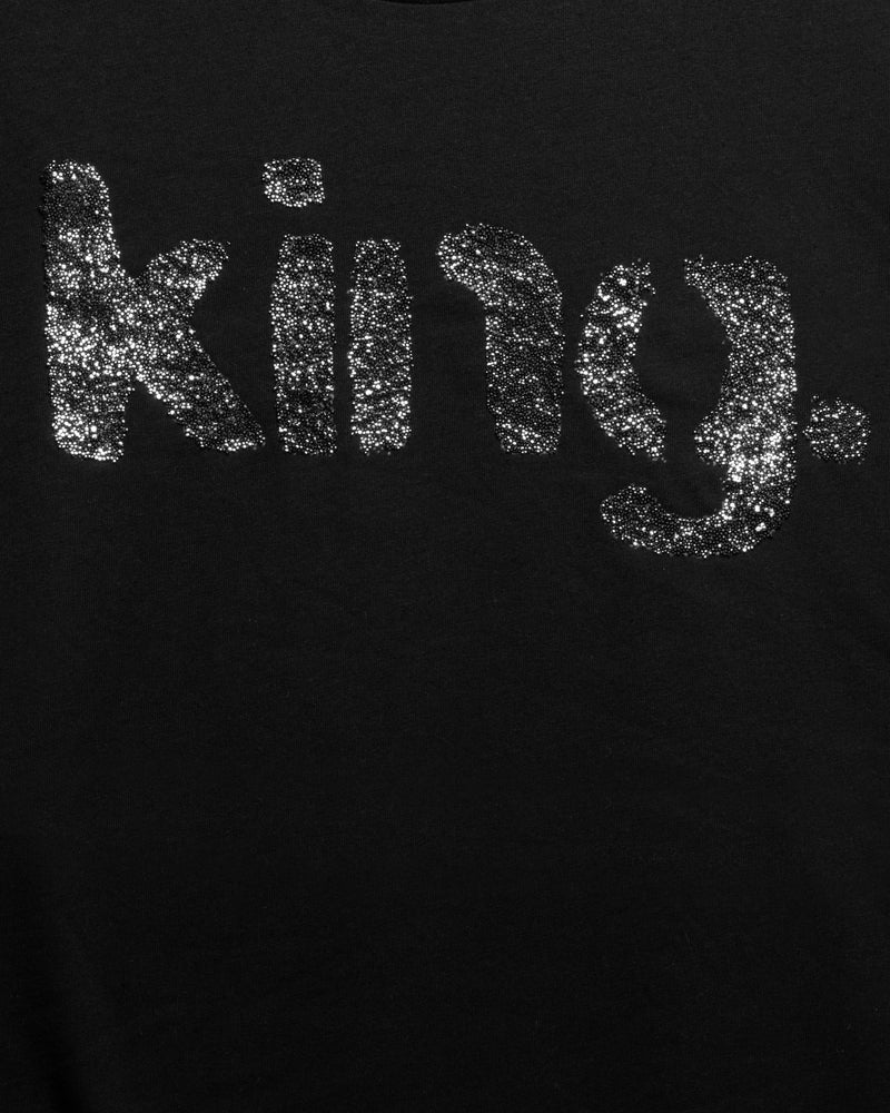 
                  
                    Load image into Gallery viewer, SILVER ONE WORD. T-SHIRT: KING.
                  
                