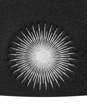 
                  
                    Load image into Gallery viewer, WHITE SUPERNOVA, BLACK SKULL BEANIE.
                  
                
